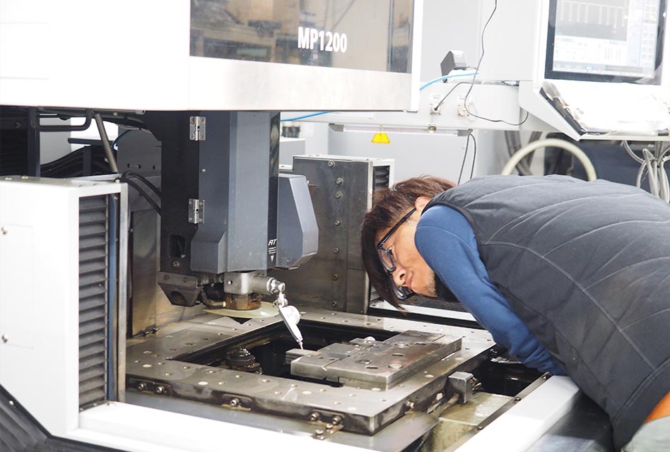 金型×技術 プラスチック金型